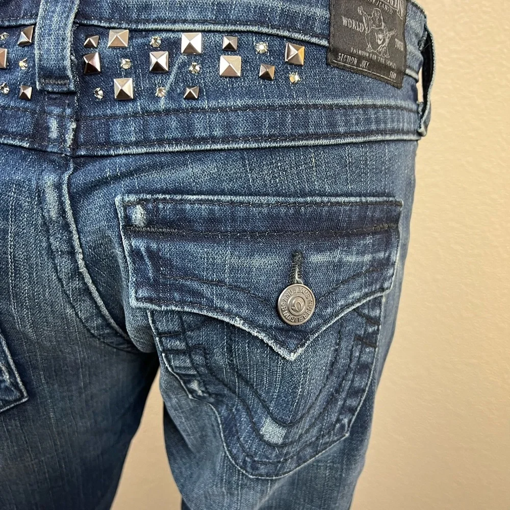 NWOT $229 True Religion Studded Pocket Flap Flare Joey Jeans - Picture 8 of 11